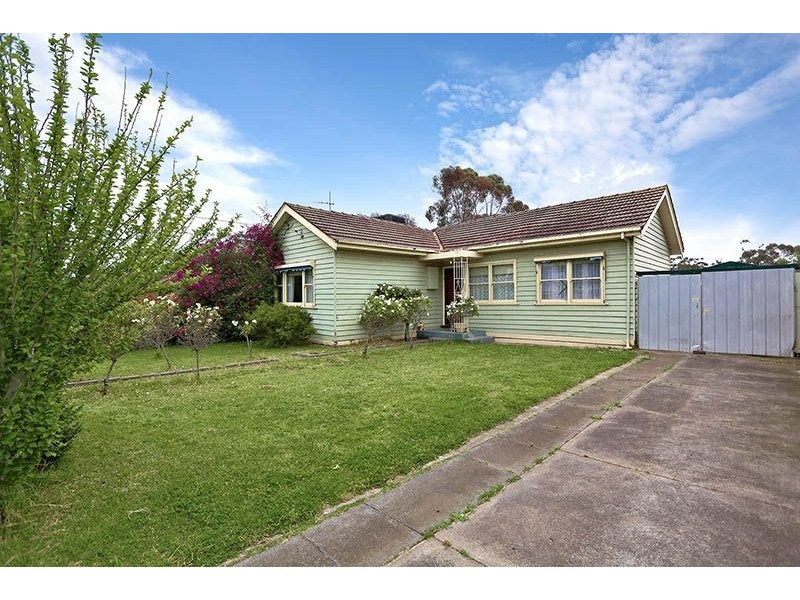 81 Farview Street, Glenroy VIC 3046