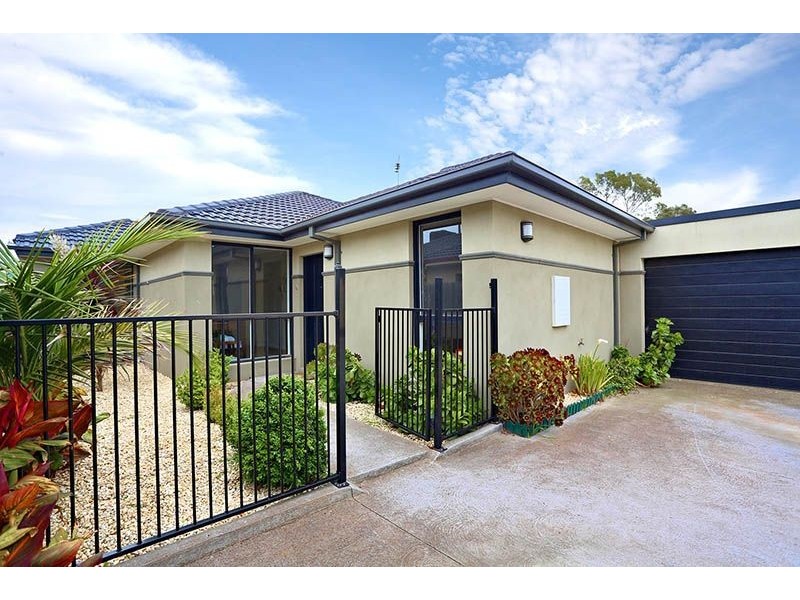 2/43 Hartington Street, Glenroy VIC 3046