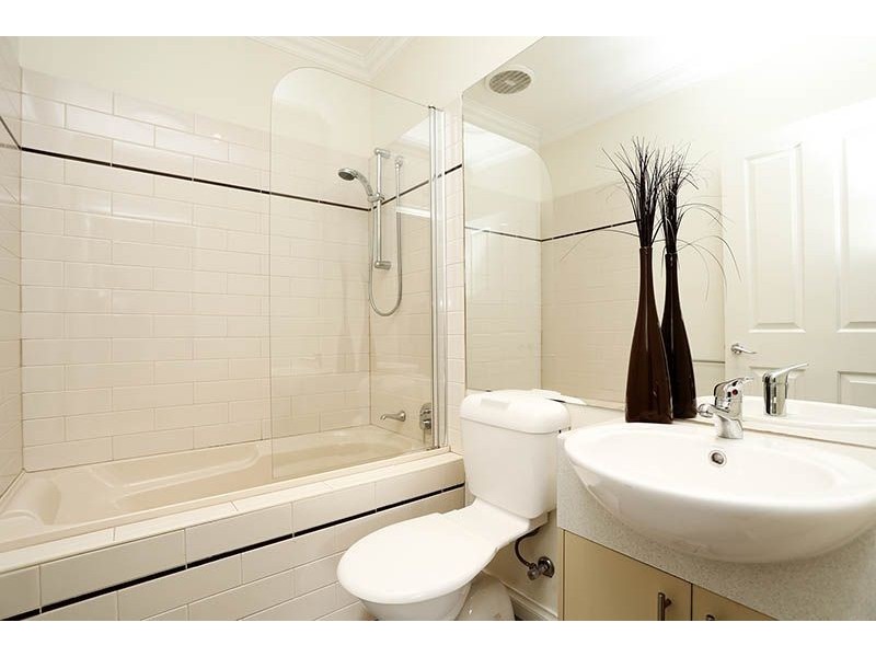 2/43 Hartington Street, Glenroy VIC 3046