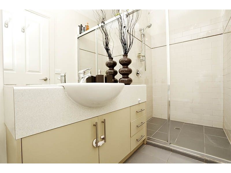 2/43 Hartington Street, Glenroy VIC 3046