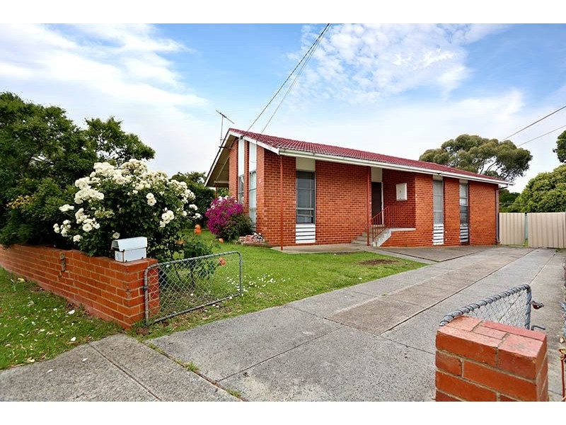 3 Lorraine Crescent, Jacana VIC 3047