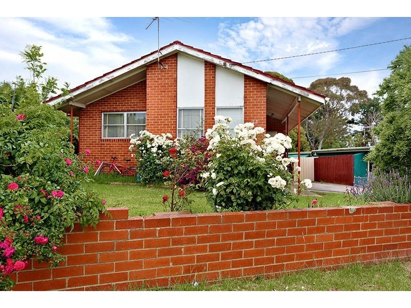 3 Lorraine Crescent, Jacana VIC 3047