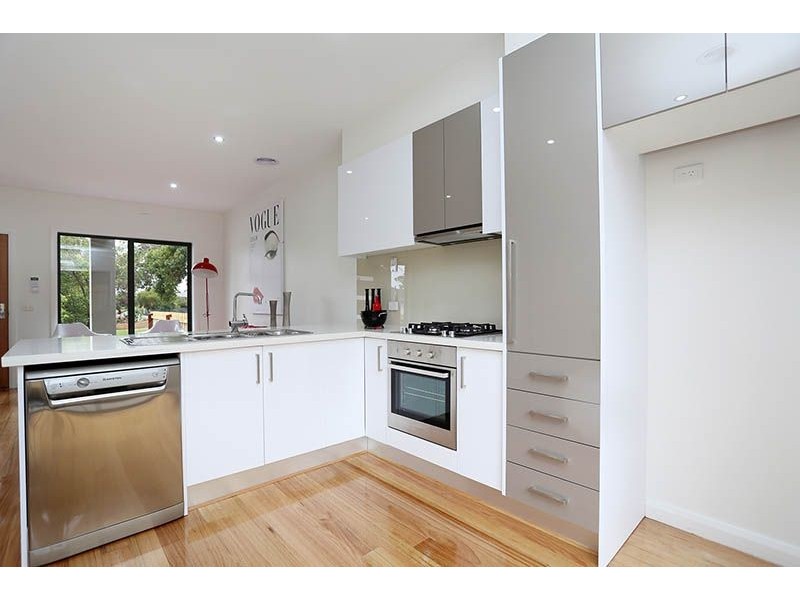 18 King Street, Glenroy VIC 3046