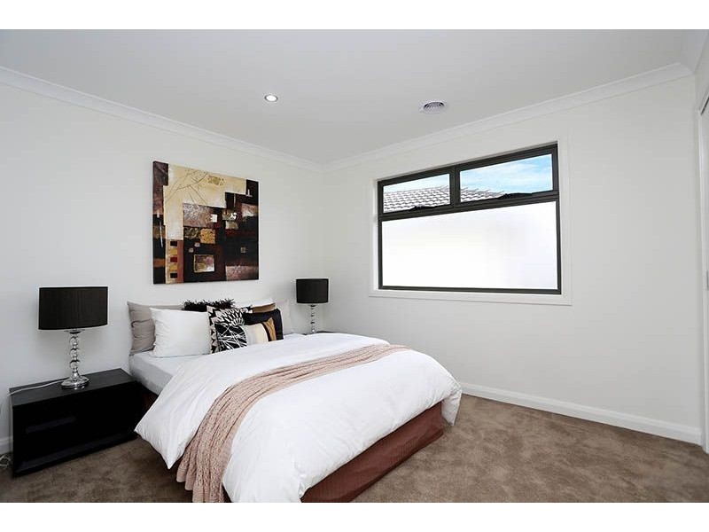 18 King Street, Glenroy VIC 3046