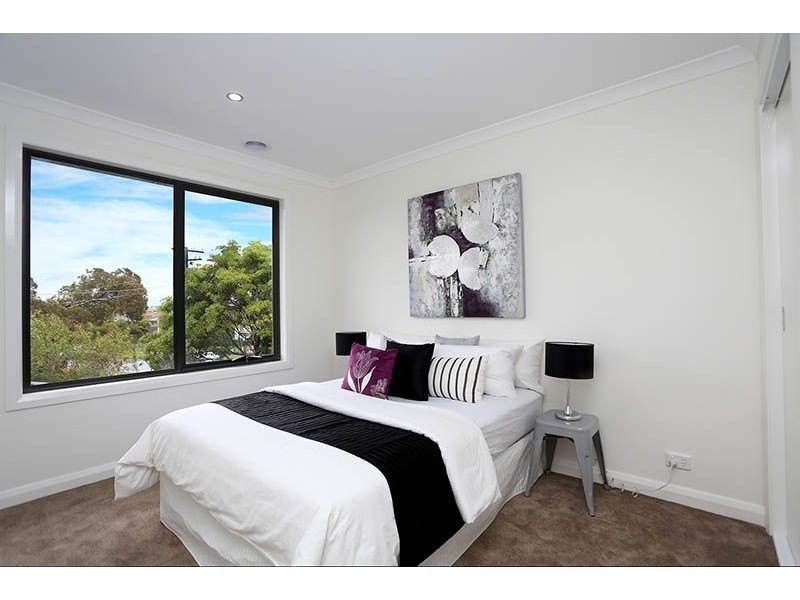 18 King Street, Glenroy VIC 3046