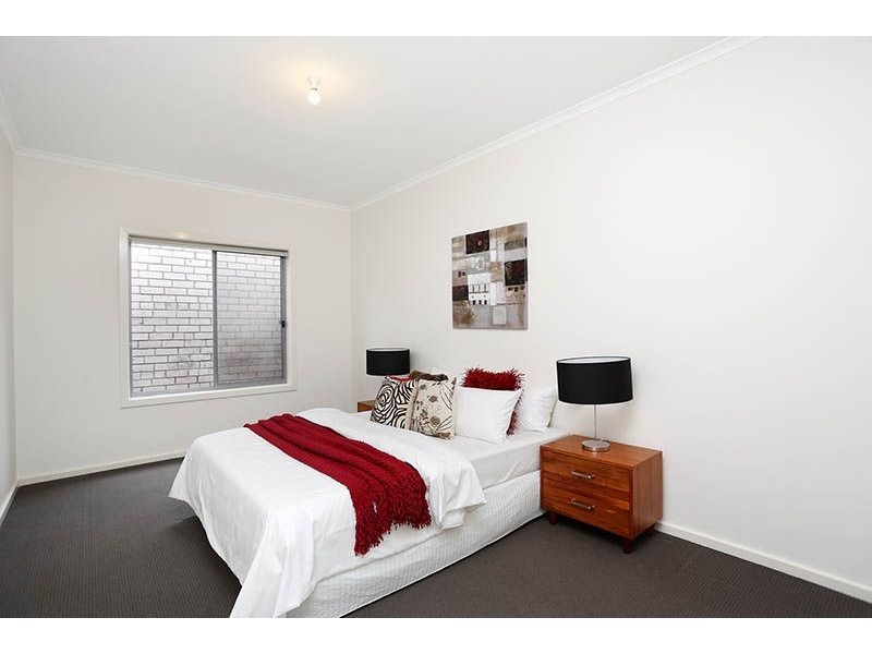 4/11 Apsley Street, Glenroy VIC 3046