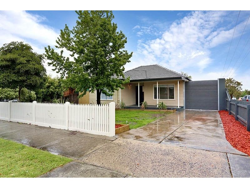 49 Plumpton Avenue, Glenroy VIC 3046