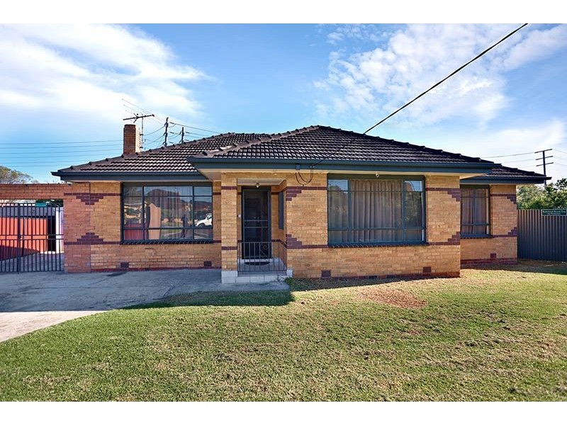 18 Oliver Court, Fawkner VIC 3060