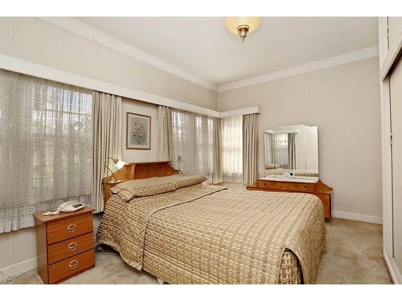 17 Kalang Road, Glenroy VIC 3046