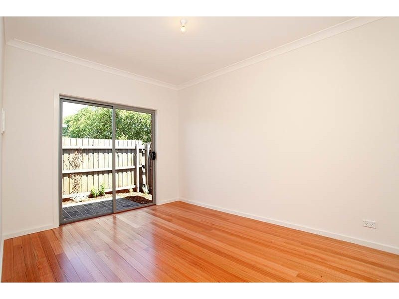 4/12 Stewart Street, Pascoe Vale VIC 3044
