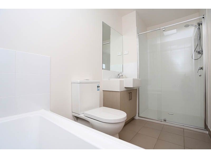 30 Anselm Grove, Glenroy VIC 3046