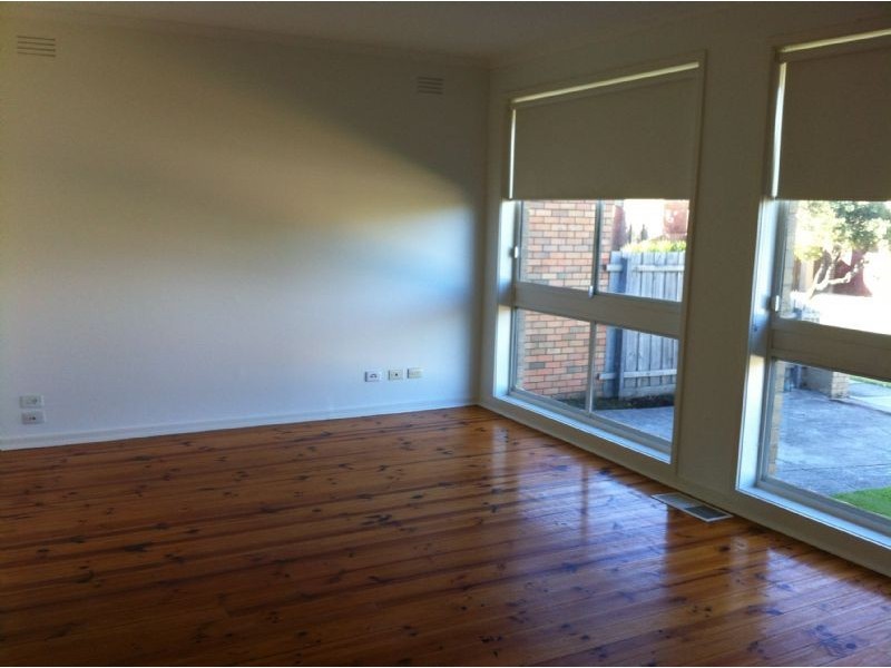 1/2 Barwon Street, Glenroy VIC 3046