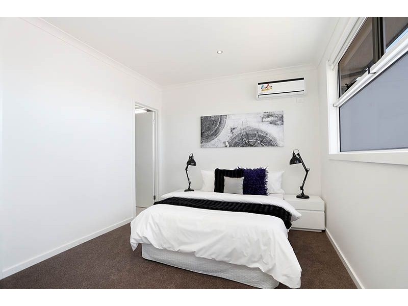 1/20 Surrey Street, Pascoe Vale VIC 3044