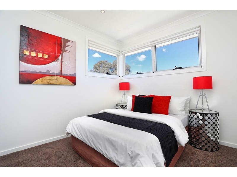 1/20 Surrey Street, Pascoe Vale VIC 3044
