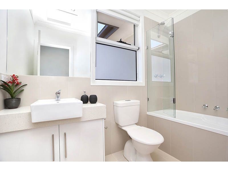 1/20 Surrey Street, Pascoe Vale VIC 3044