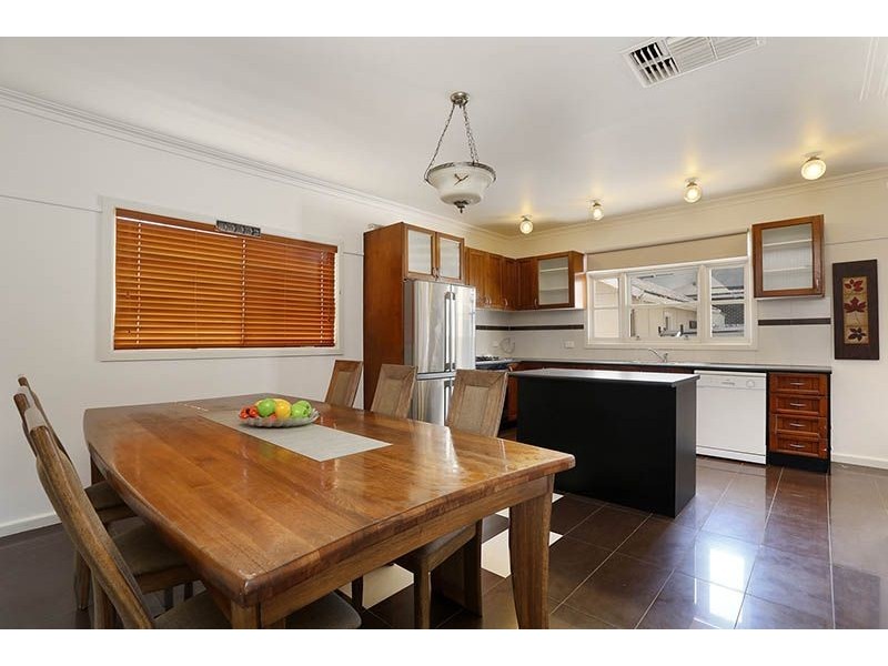 184 Melbourne Avenue, Glenroy VIC 3046