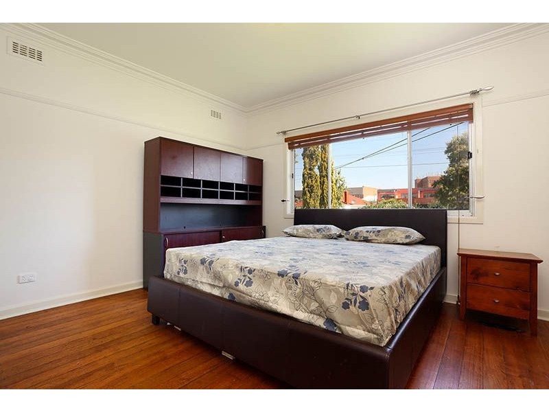 184 Melbourne Avenue, Glenroy VIC 3046