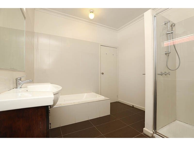 184 Melbourne Avenue, Glenroy VIC 3046