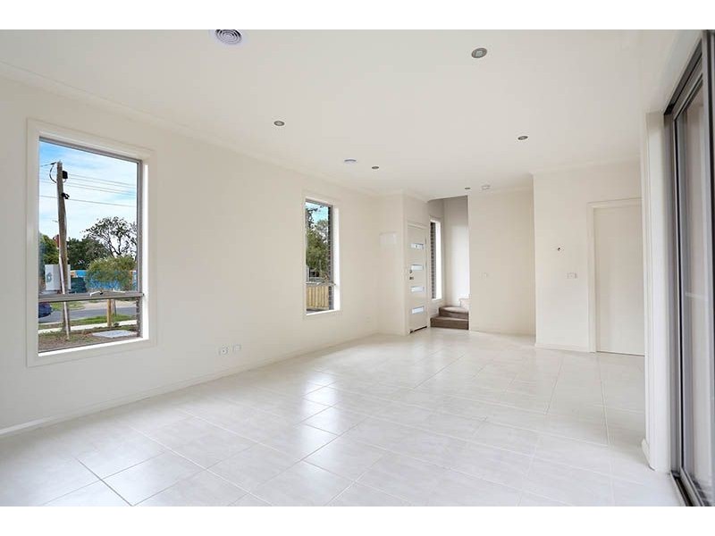 2 & 4/47 Hartington Street, Glenroy VIC 3046