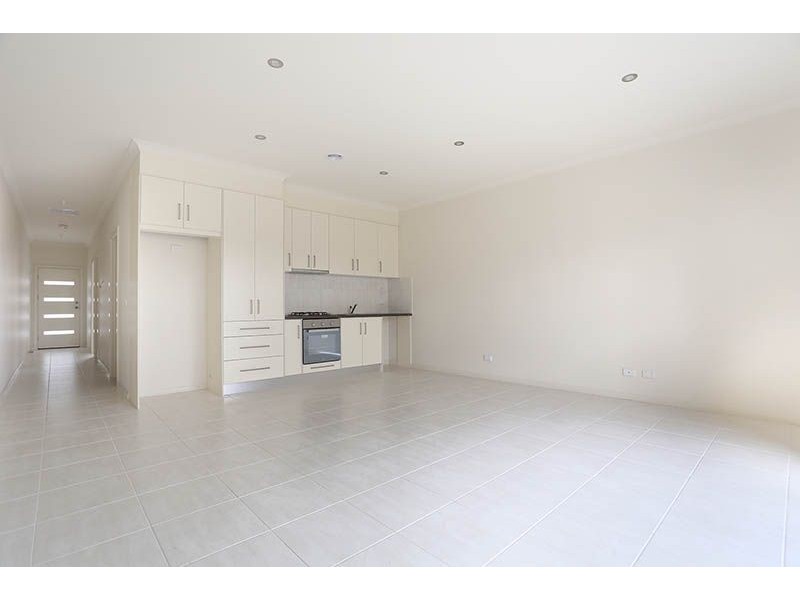 2 & 4/47 Hartington Street, Glenroy VIC 3046