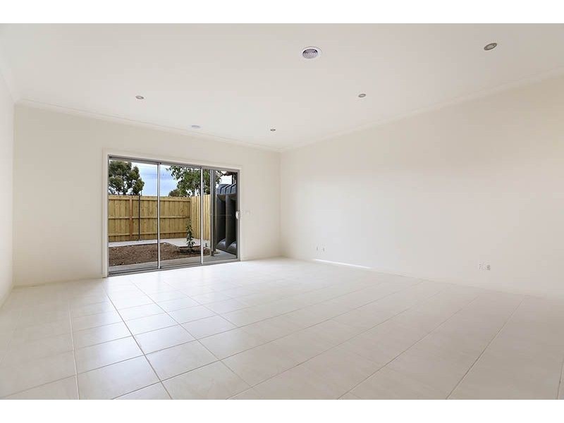 2 & 4/47 Hartington Street, Glenroy VIC 3046