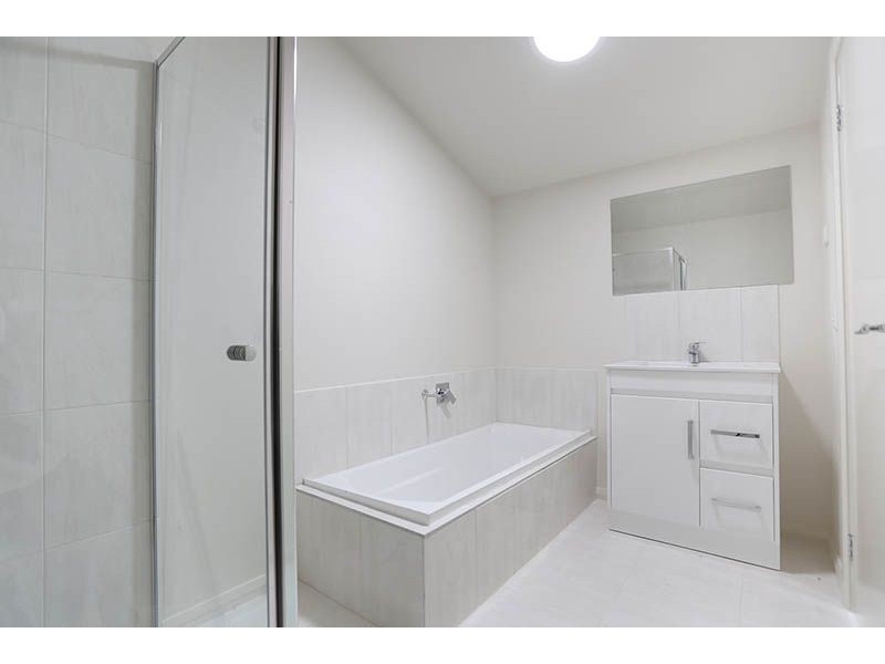 2 & 4/47 Hartington Street, Glenroy VIC 3046