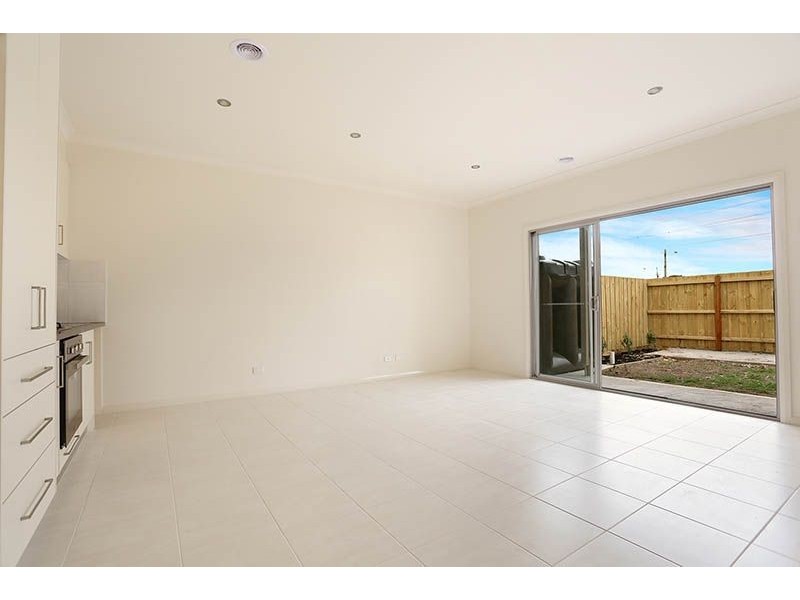 2 & 4/47 Hartington Street, Glenroy VIC 3046