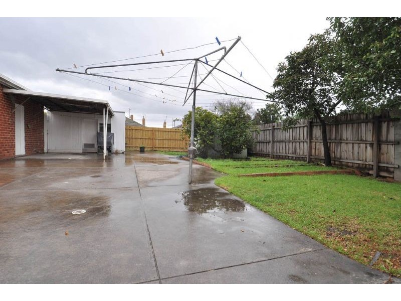 26 Salisbury Street, Glenroy VIC 3046