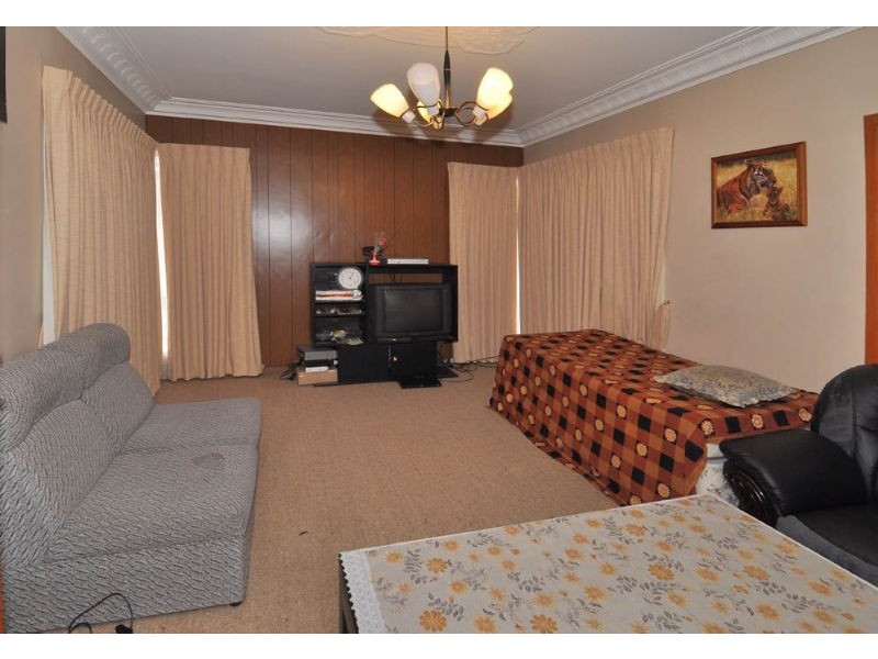 26 Salisbury Street, Glenroy VIC 3046