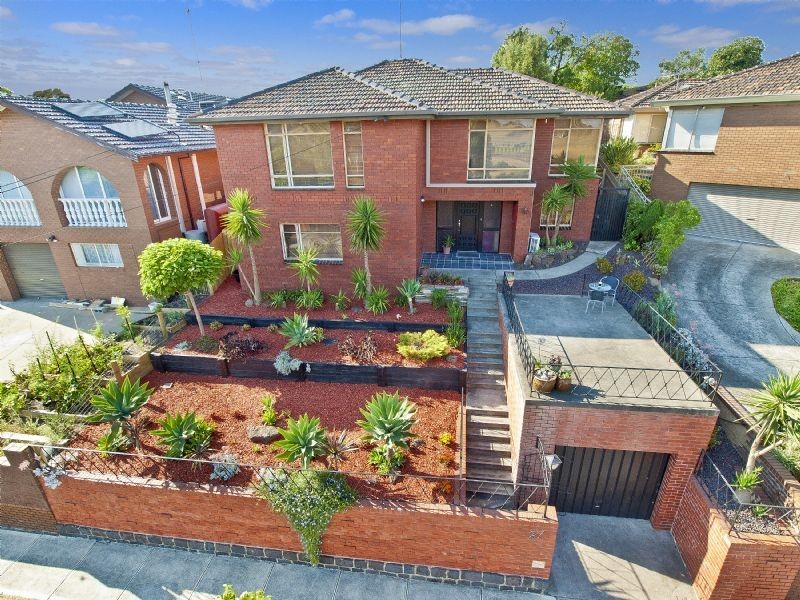 27 Moonee Boulevard, Glenroy VIC 3046