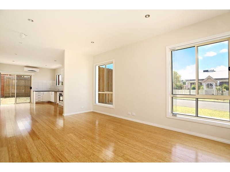 7 Roy Street, Glenroy VIC 3046