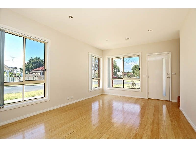 7 Roy Street, Glenroy VIC 3046