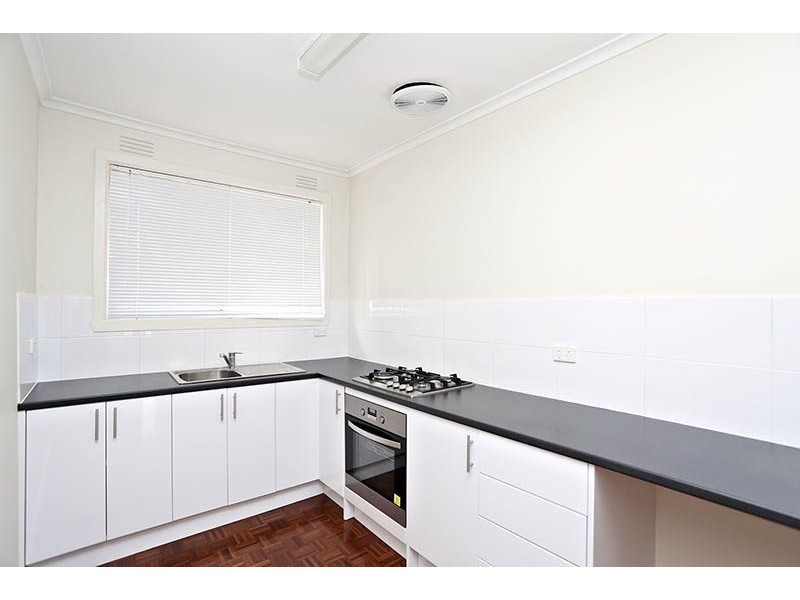 1/1 Knole Street, Hadfield VIC 3046