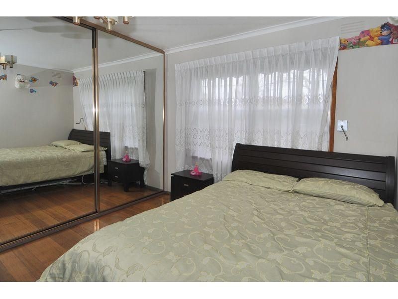 24 McIvor Street, Dallas VIC 3047