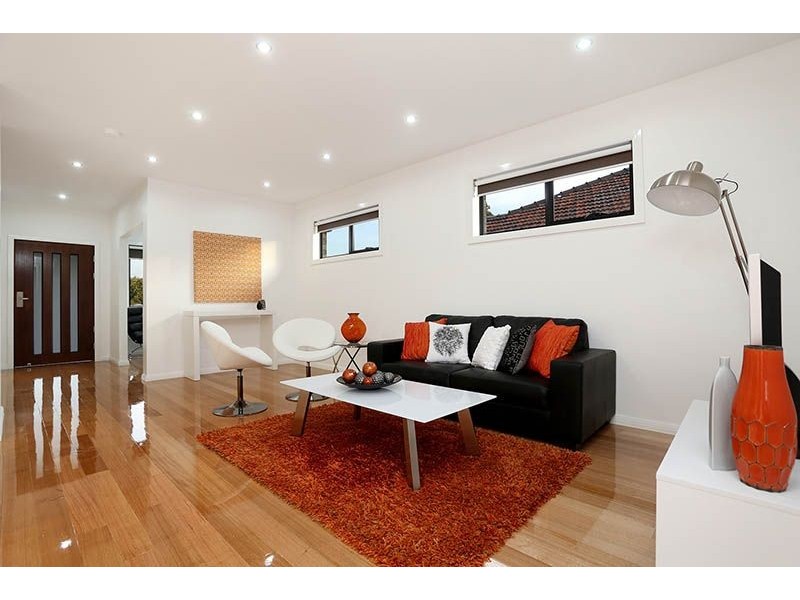 2/15 Valencia Street, Glenroy VIC 3046