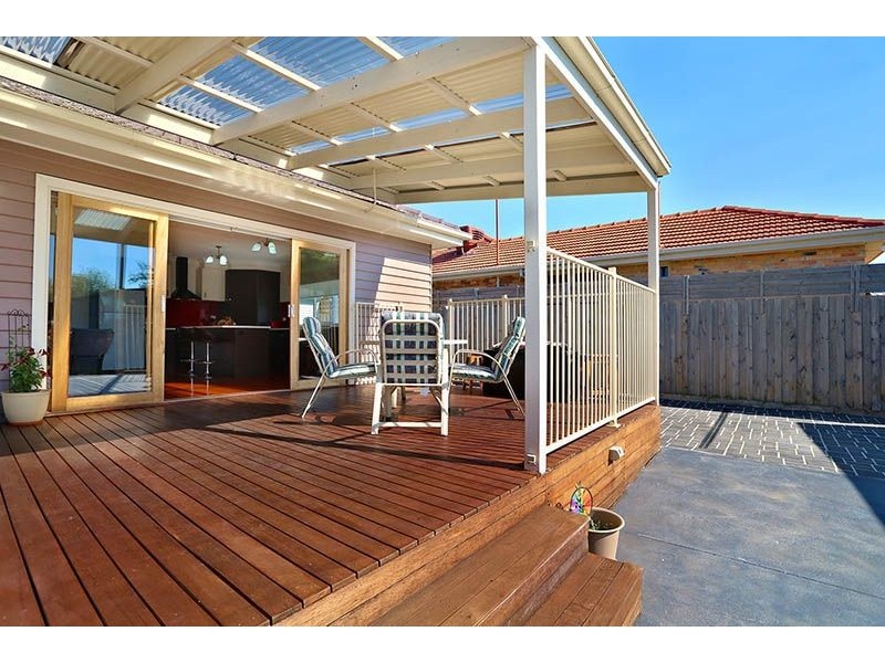 16 Justin Avenue, Glenroy VIC 3046