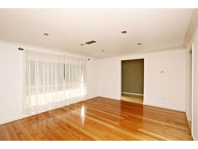 4 Farview Street, Glenroy VIC 3046