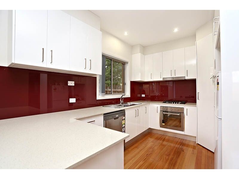 2/24 Granville Street, Glenroy VIC 3046