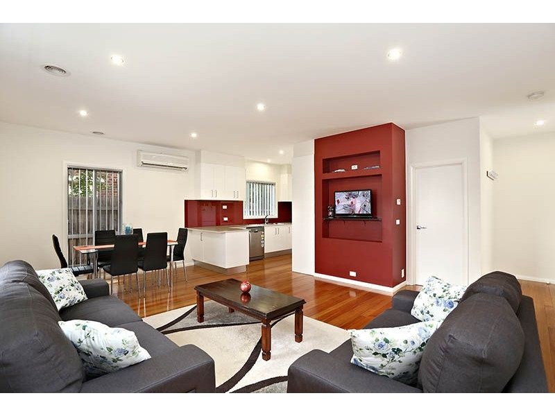 2/24 Granville Street, Glenroy VIC 3046