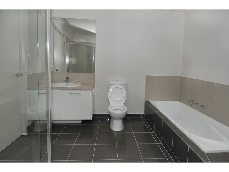 5/213 -215 Camp Road, Broadmeadows VIC 3047