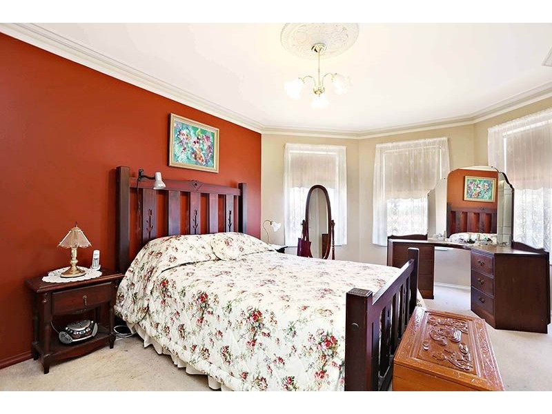 5 Finucane Place, Fawkner VIC 3060