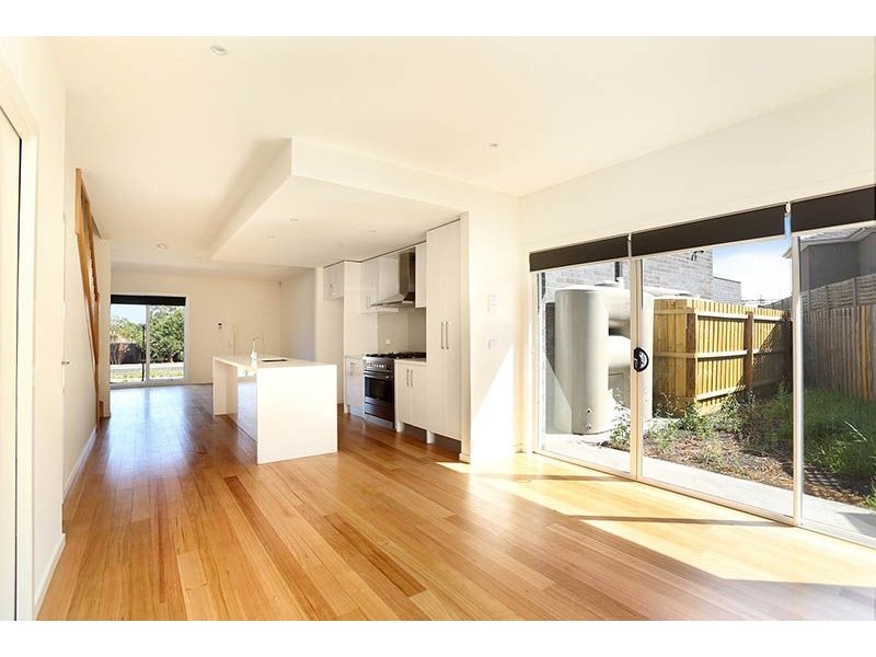 64 Langton Street, Glenroy VIC 3046