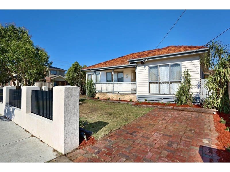 65 West Street, Hadfield VIC 3046