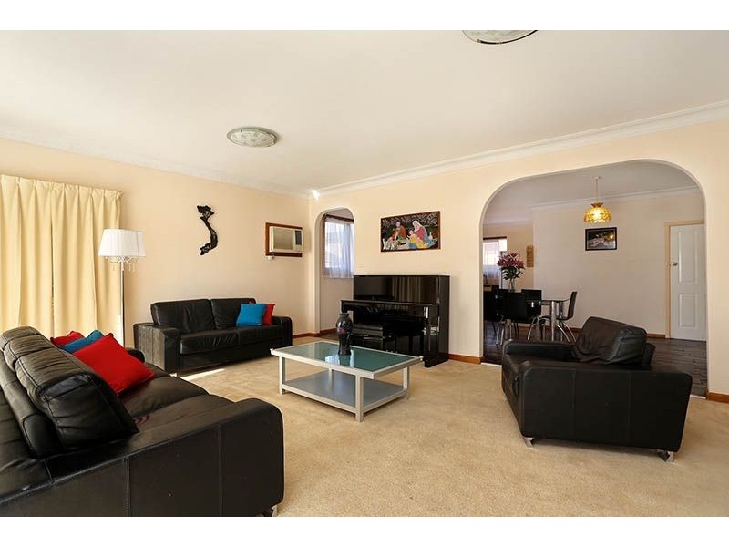 65 West Street, Hadfield VIC 3046