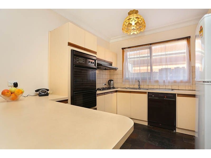 65 West Street, Hadfield VIC 3046