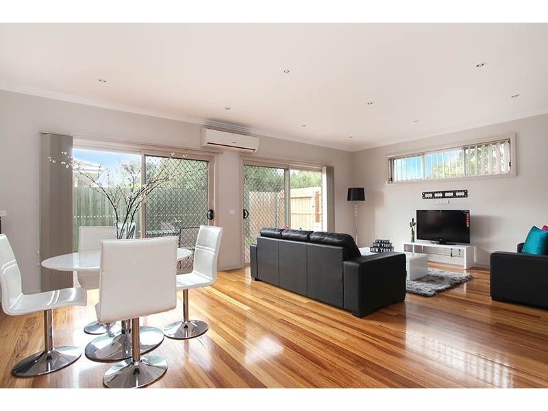 2/9 Morley Street, Glenroy VIC 3046
