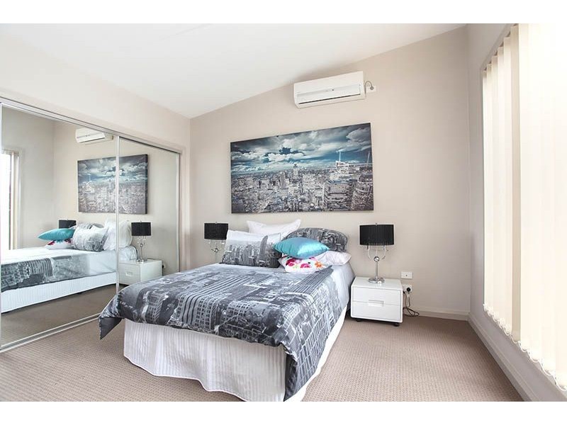 2/9 Morley Street, Glenroy VIC 3046