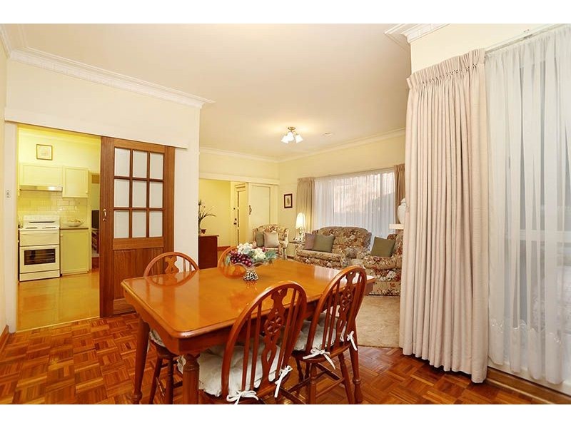 26 Summit Avenue, Oak Park VIC 3046