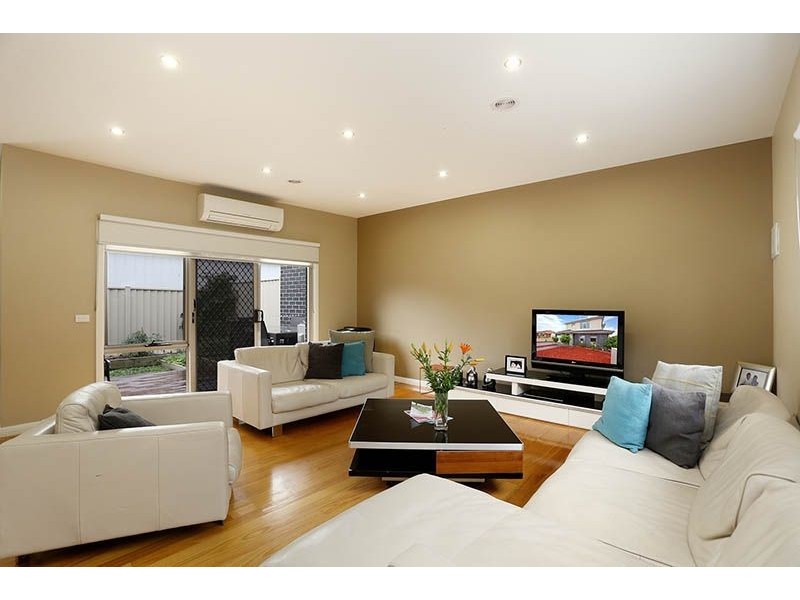 1/56 Hartington Street, Glenroy VIC 3046