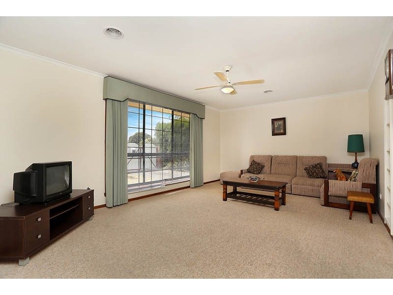 1/105 Glenroy Road, Glenroy VIC 3046